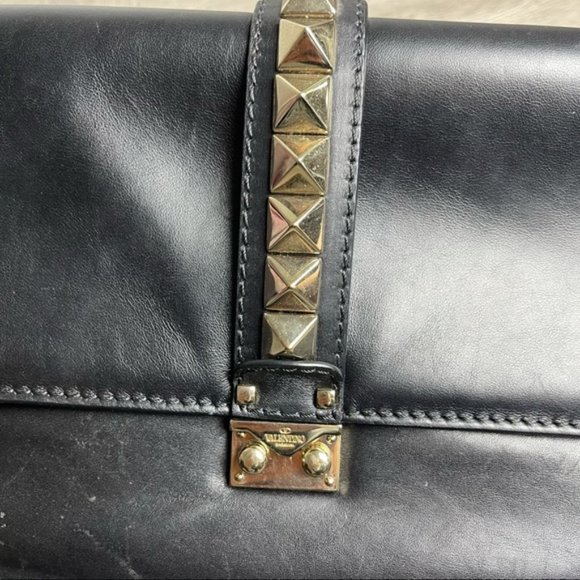 VALENTINO Garavani Black/Gold Large Glam Lock Bag - Picture 8 of 16